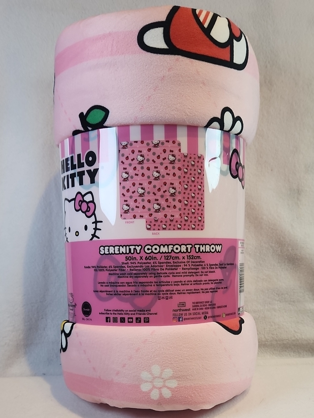 SANRIO HELLO KITTY SERENITY COMFORT PINK PLUSHY THROW